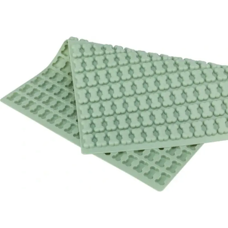 34989 Baking mat with bones, silicone, 38 x 28 cm