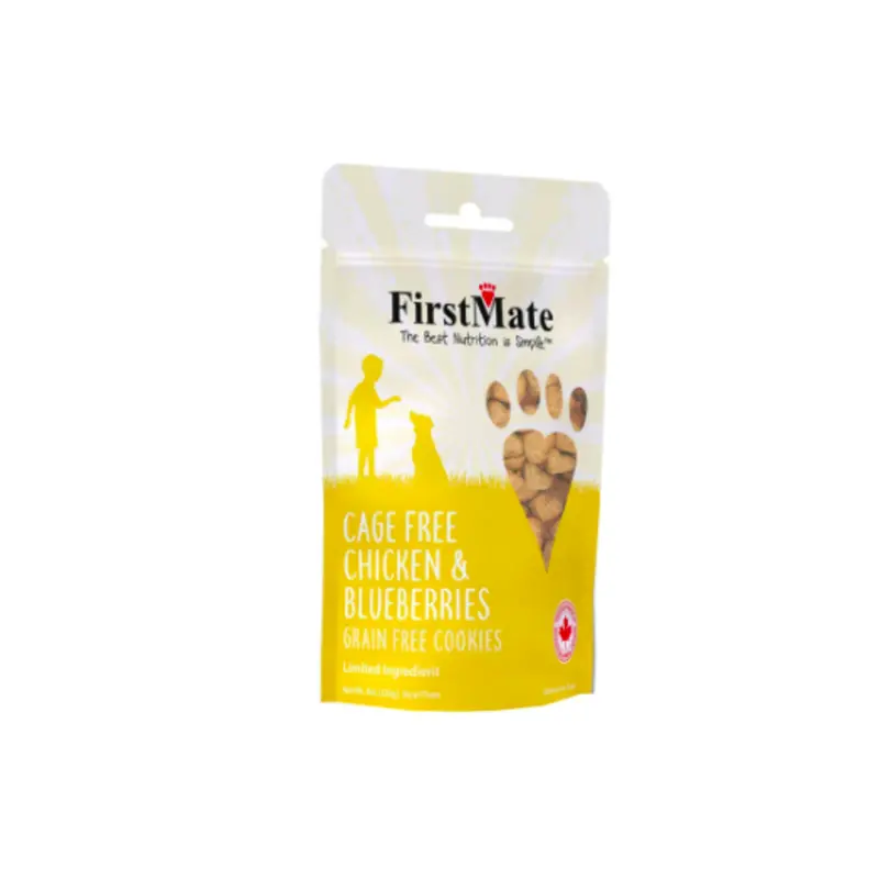 FirstMate Cage Free Chicken & Blueberry Dog Treat 8oz